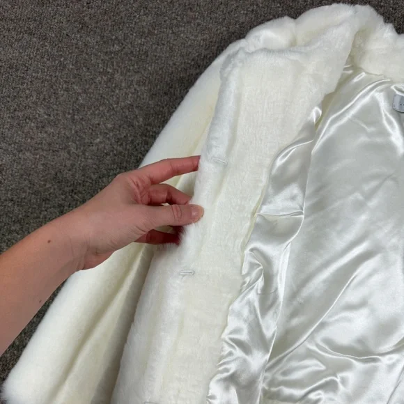 NWT Tahari Winter White Short Faux Fur Cropped Coat Womens XL Shrug Teddy Jacket - Picture 5 of 10